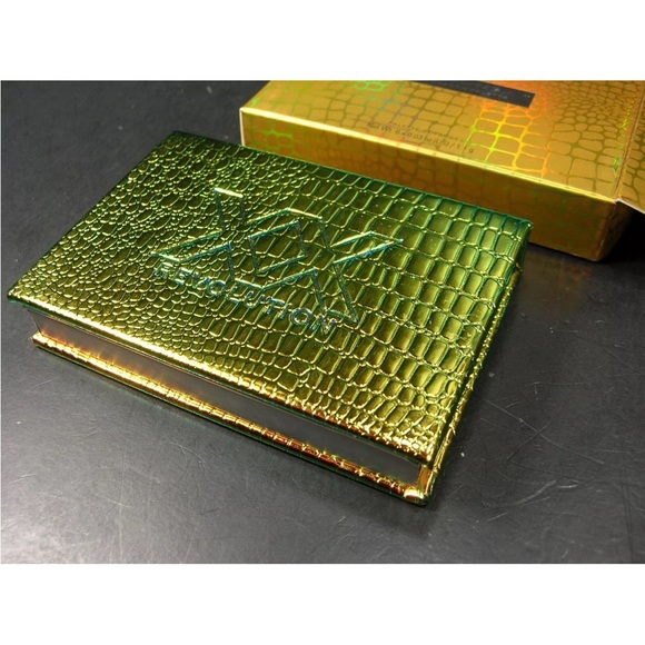 Makeup Revolution XX Flexx Eyeshadow Shadow Palette
Six Shades - Picture 2 of 3